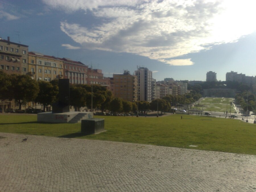 Praça na frente do Instituto Superior Técnico de Lisboa